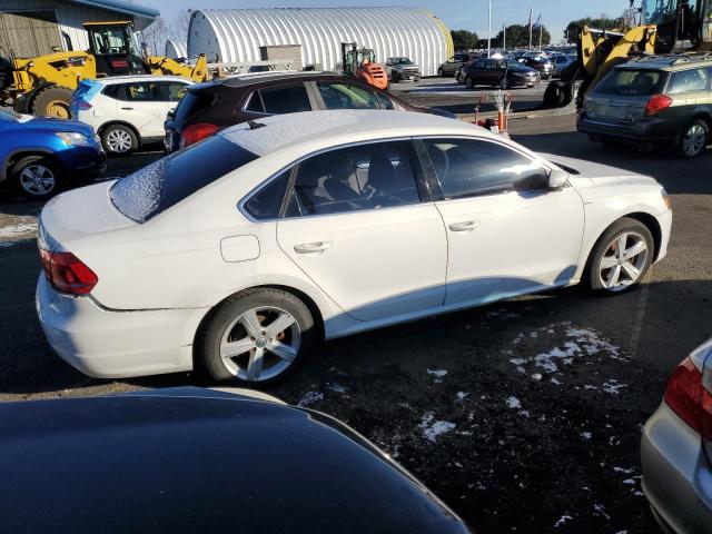 1VWAT7A31EC022556 Volkswagen PASSAT S