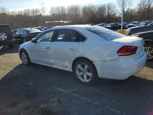 1VWAT7A31EC022556 Volkswagen PASSAT S