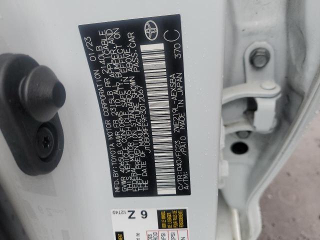 JTDBCMFE9P3012067 Toyota COROLLA LE