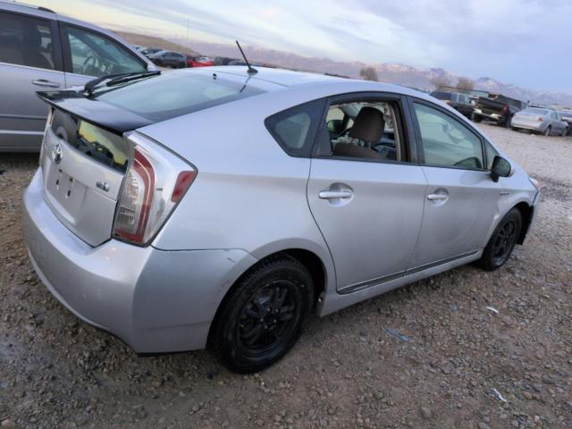 JTDKN3DUXF2004689 Toyota Prius