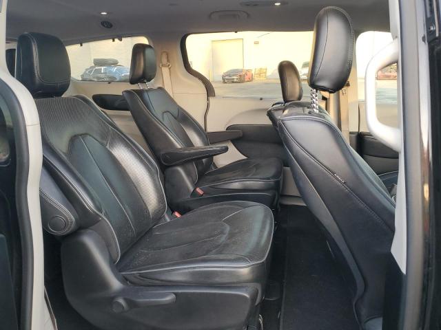 2C4RC1N77JR358715 Chrysler Pacifica H